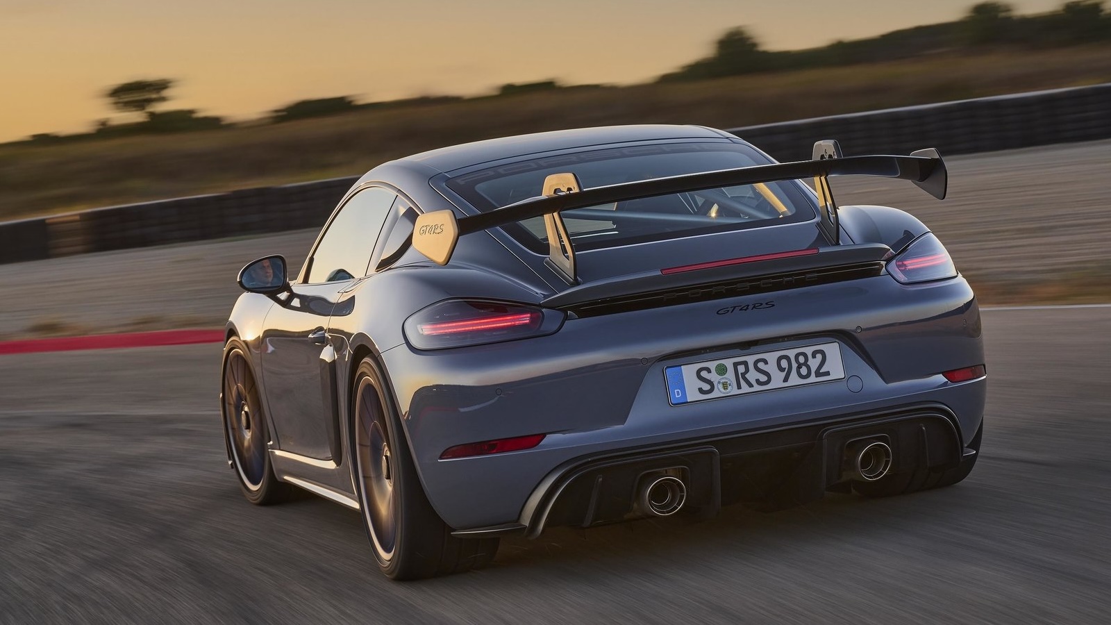 Porsche 718 Cayman Gt4 Rs 2022