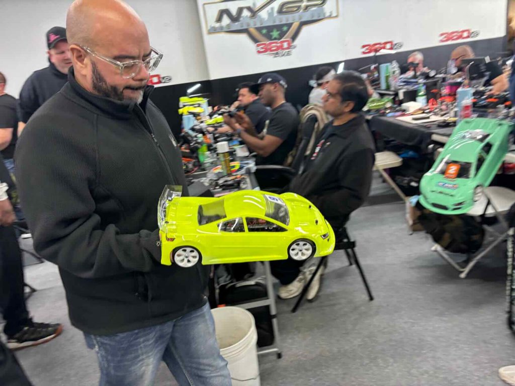 Take A Trip Inside The Wild World Of Professional RC Car Racing - The ...