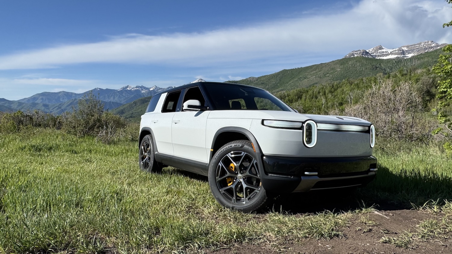 Rivian R2 7469