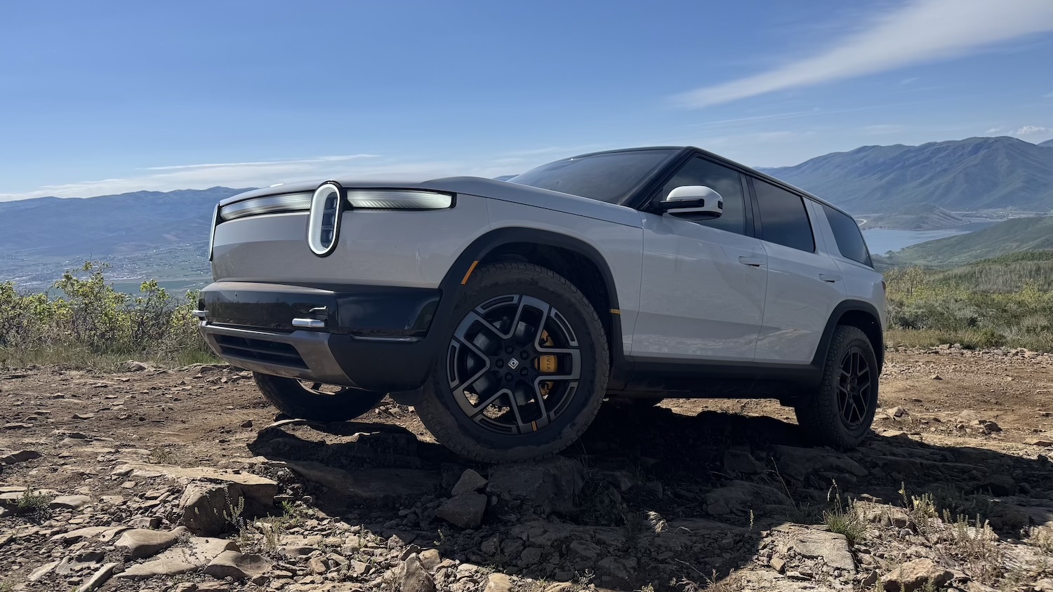 Rivian R2 7559