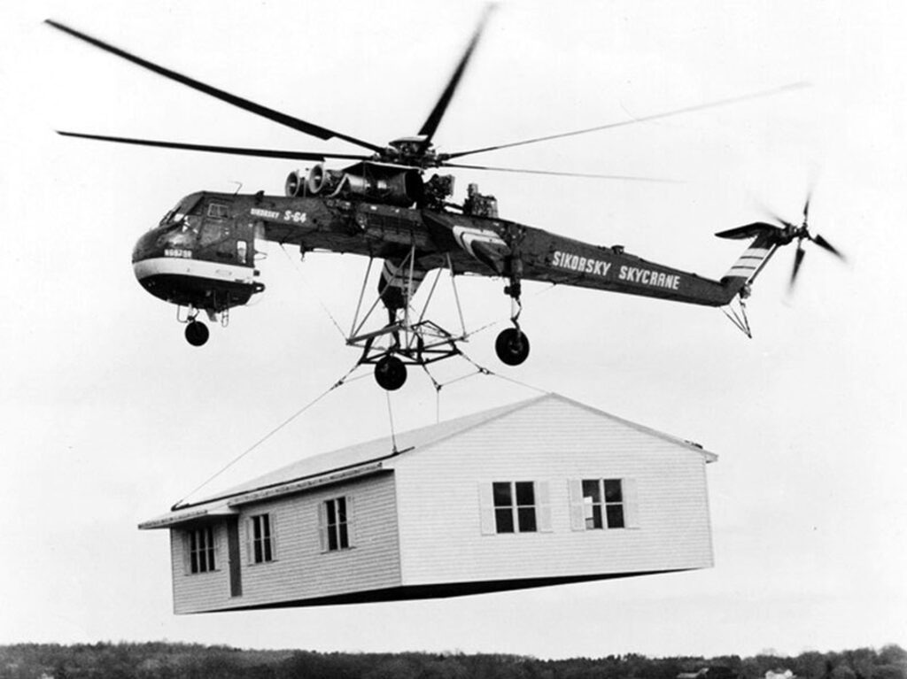 Sikorsky Skycrane Carrying House
