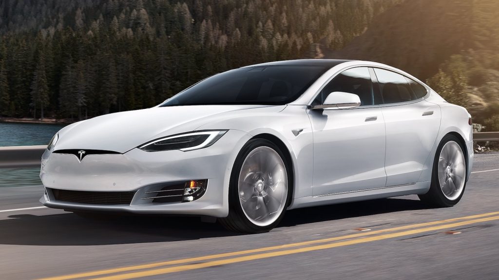 Tesla Model S 2017 Front Three Quarters