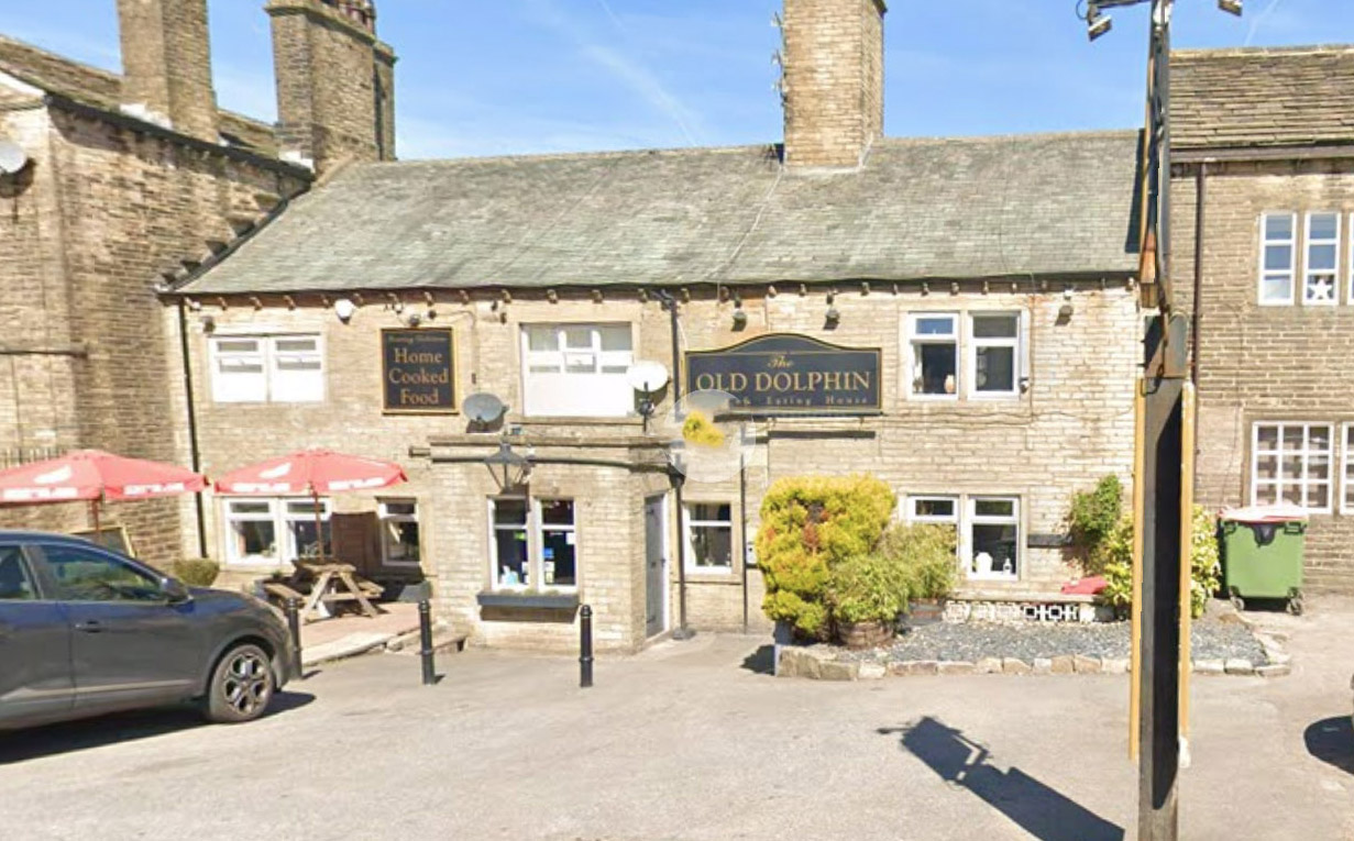 Uk Pub 8 72