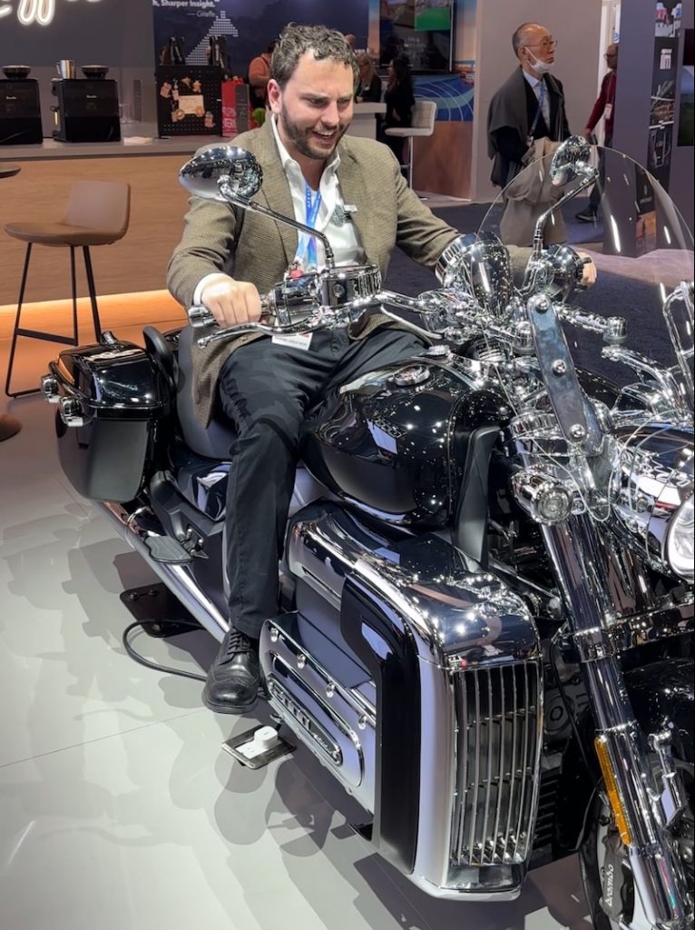 Boxy Motorcycle The Craziest New Motorcycle Has An 8-Cylinder Boxer Engine And It’s ...