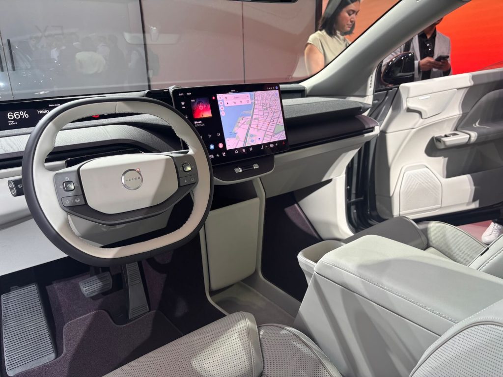 Volvo Ex60 3