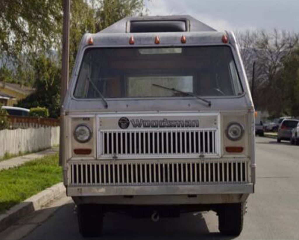 This Glorious All Aluminum And Stainless Steel 4x4 Motorhome Is Like A ...