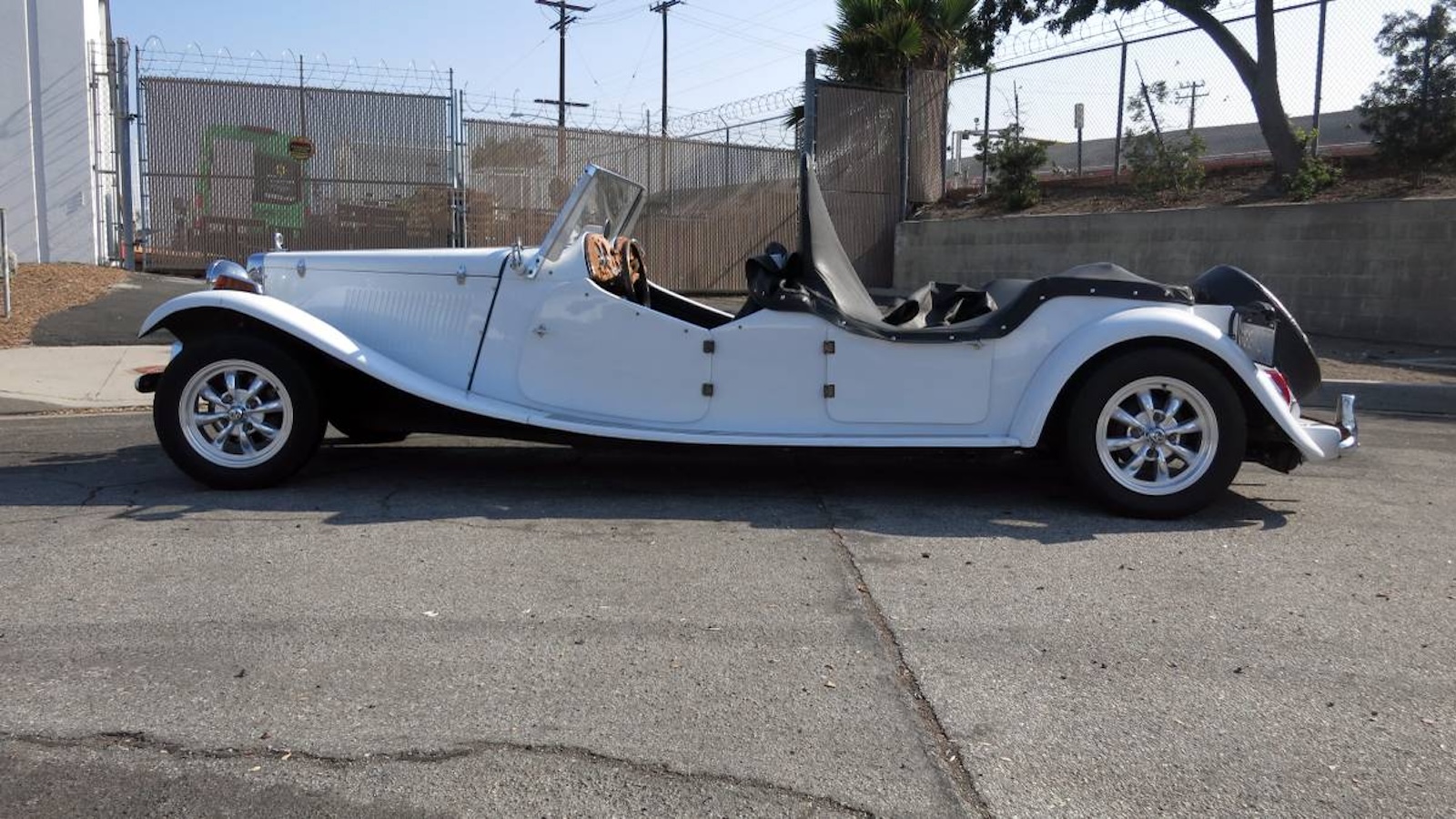 Beetle Mg Replica Limo Profile