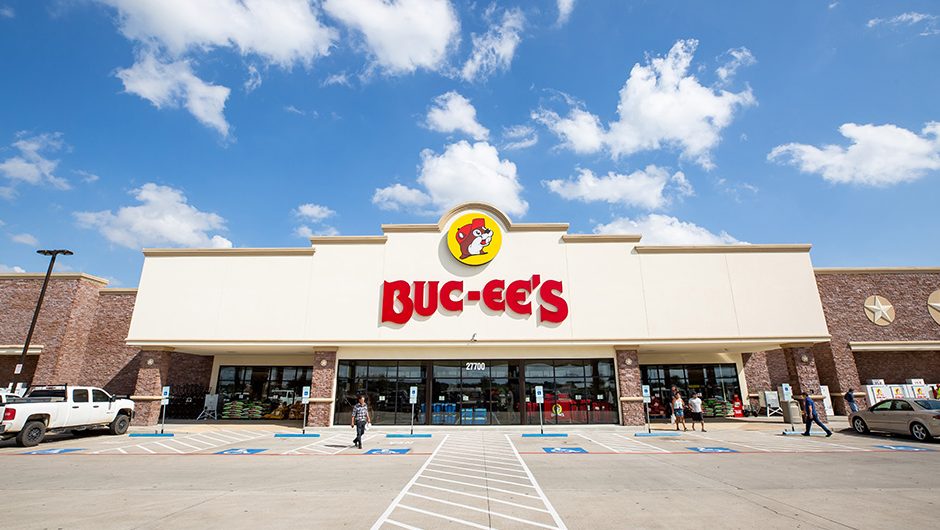 Bucees Store Front (1)