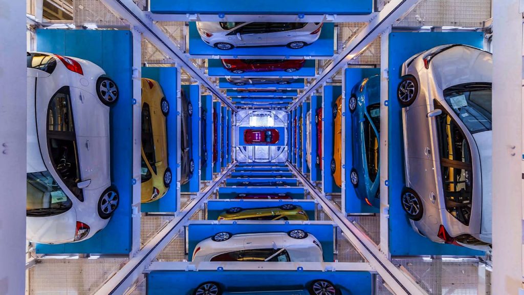 Why Carvana Won't Be Able To Sell Cars From A Physical Dealership In