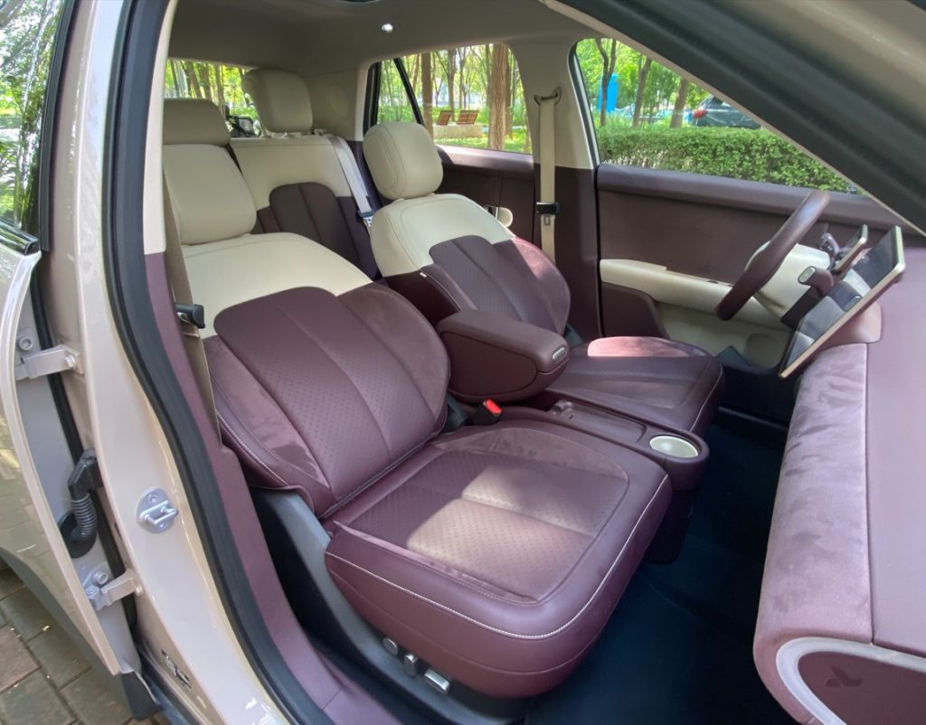 Charging Seats
