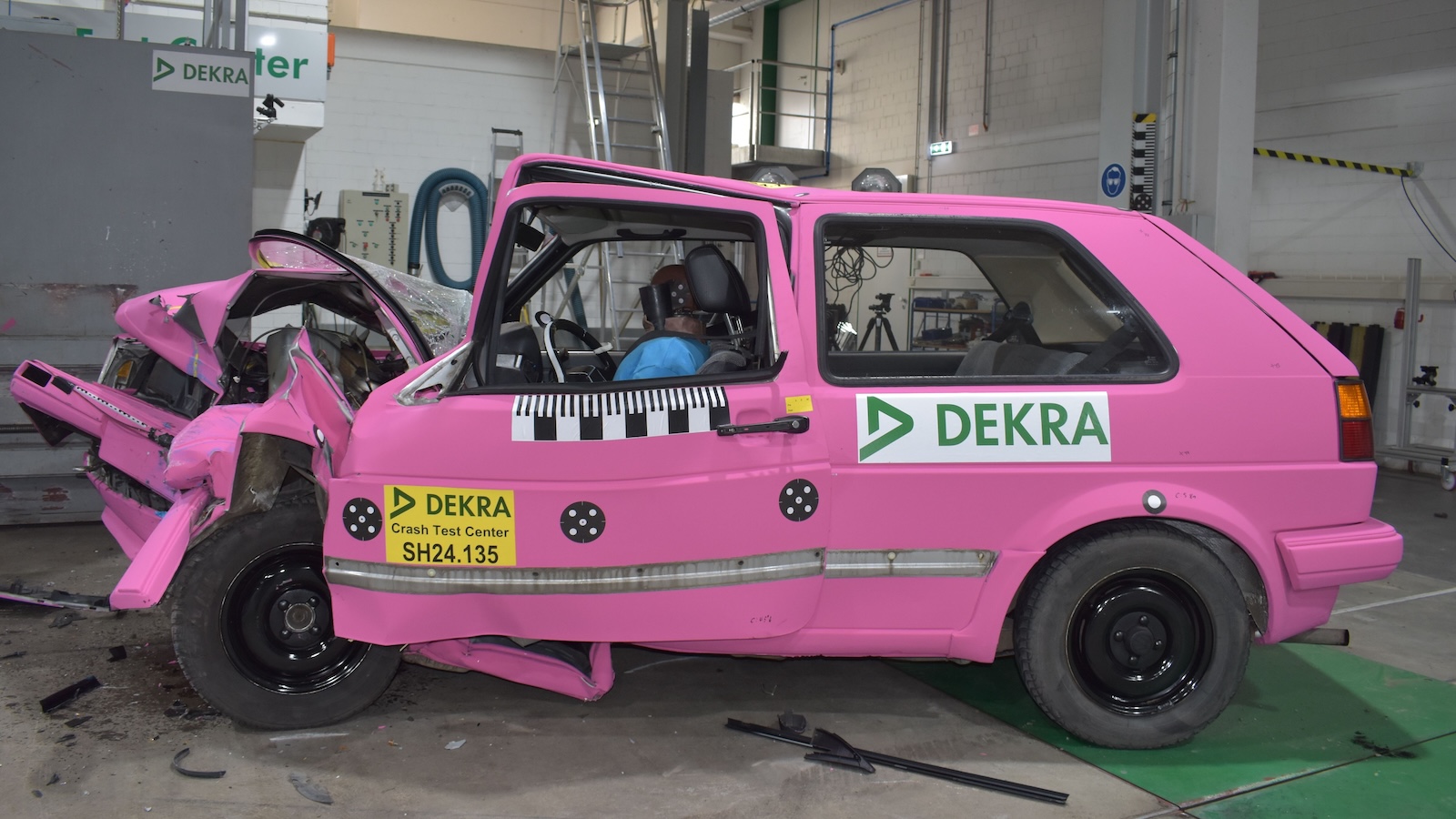 Dekra Crash Test Golf Ii 1