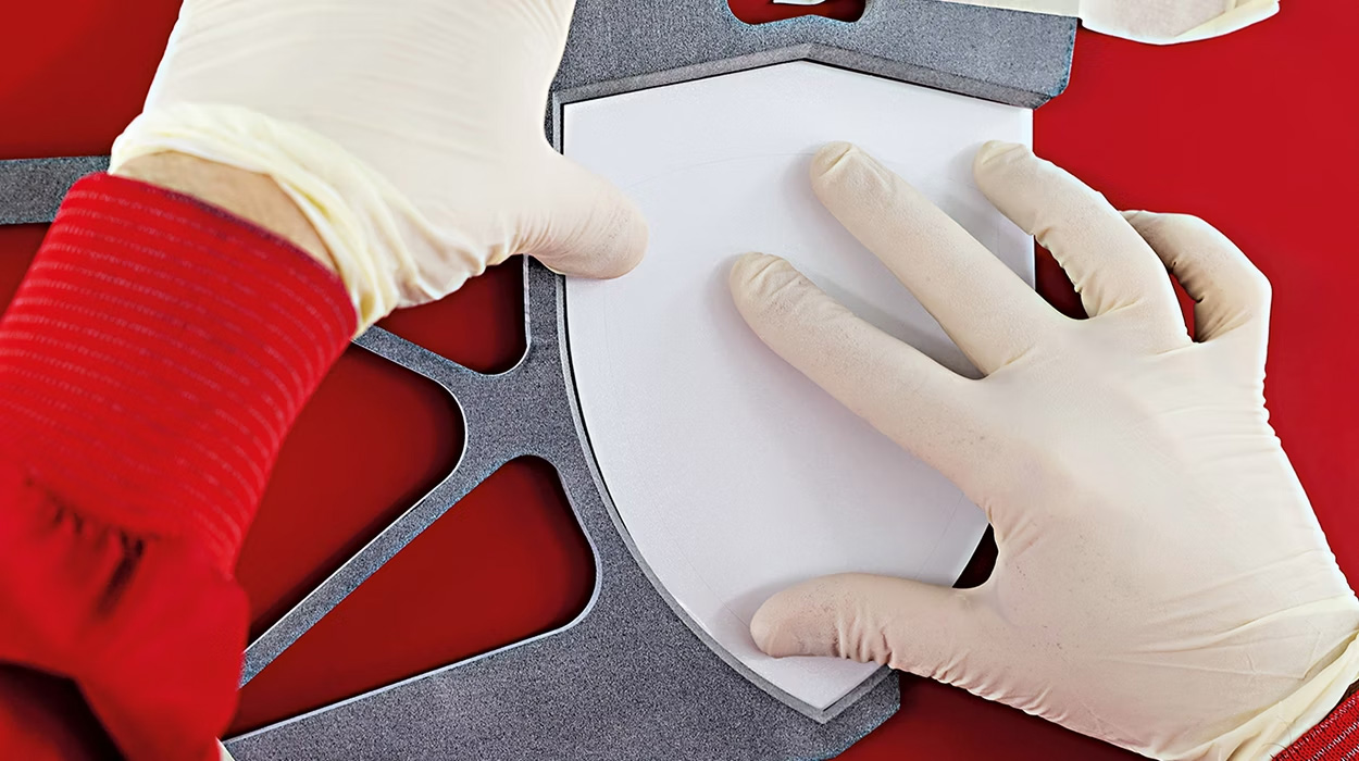 Ferrari Badge Stencil 1