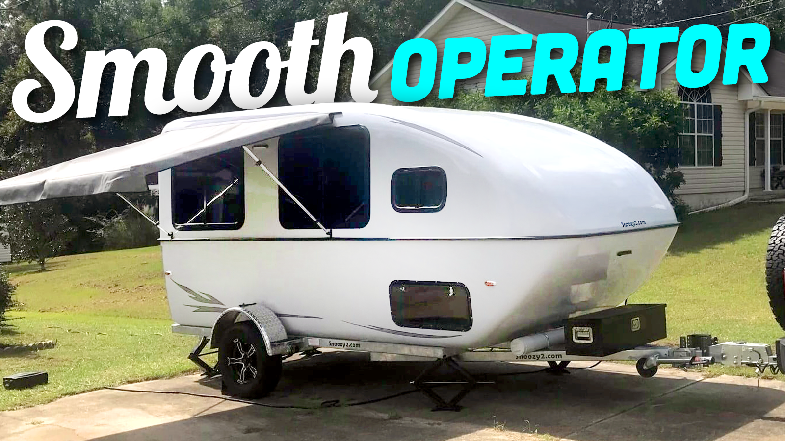 Fiberglass Snoozy Camper Ts