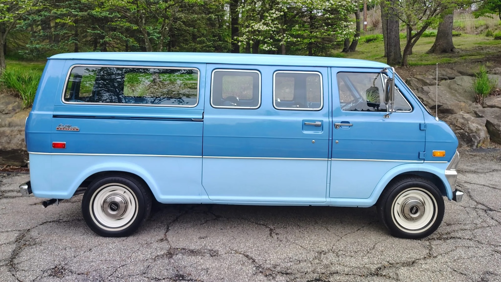 Ford Econoline 2