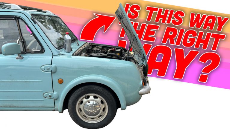 Forwardhingehood Top