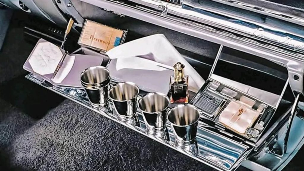 Glovebox Topshot 7 11