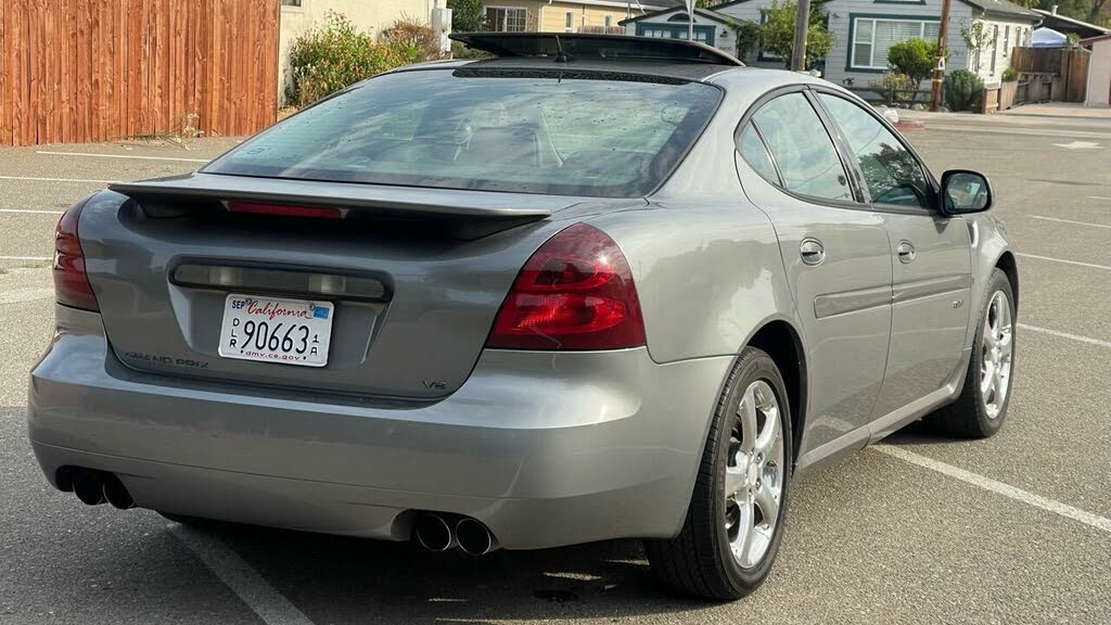 The Front Wheel Drive V8 Pontiac Grand Prix GXP Was So Strange It Feels Like A Fever Dream - 87