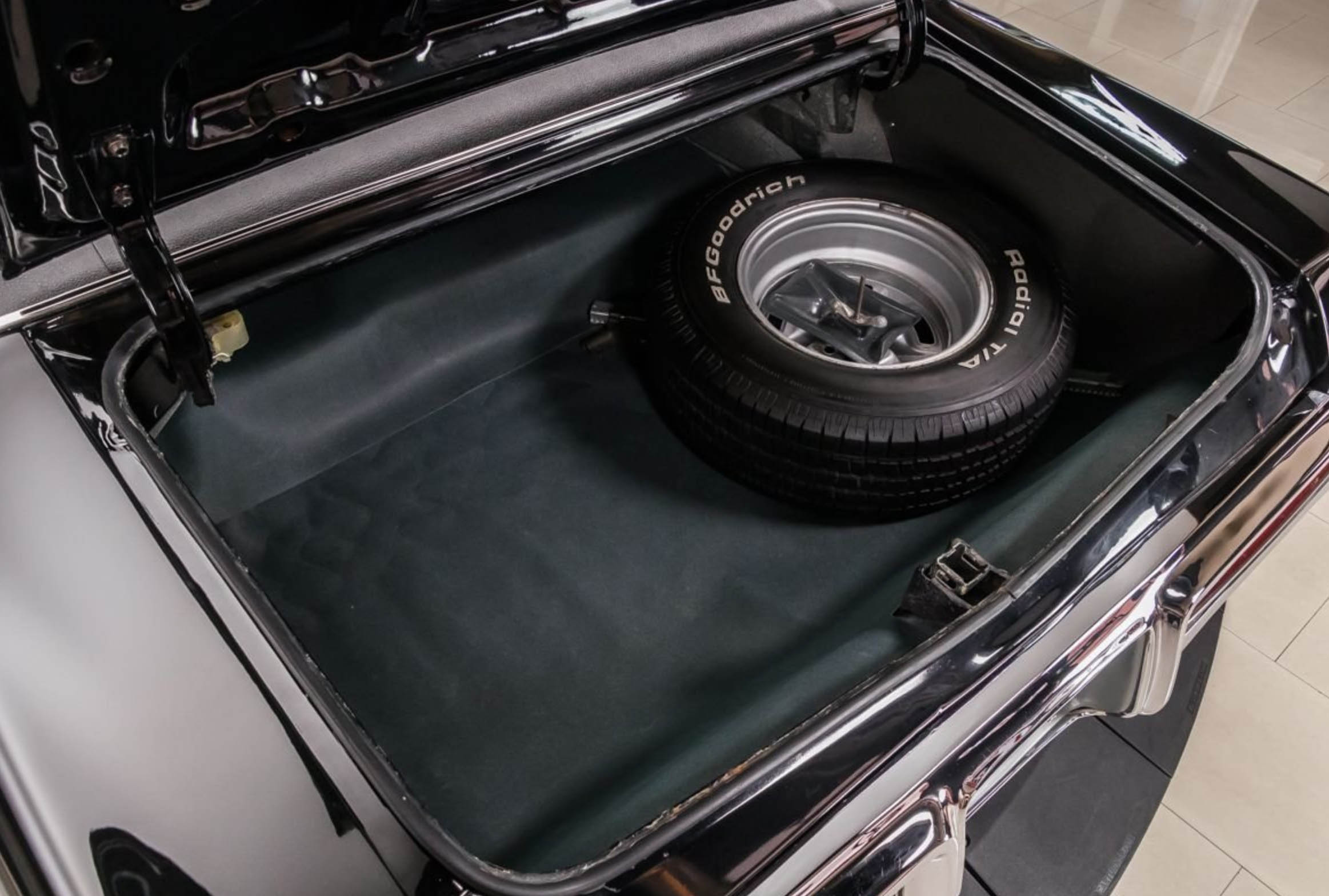 Grand Prix Trunk 10 1