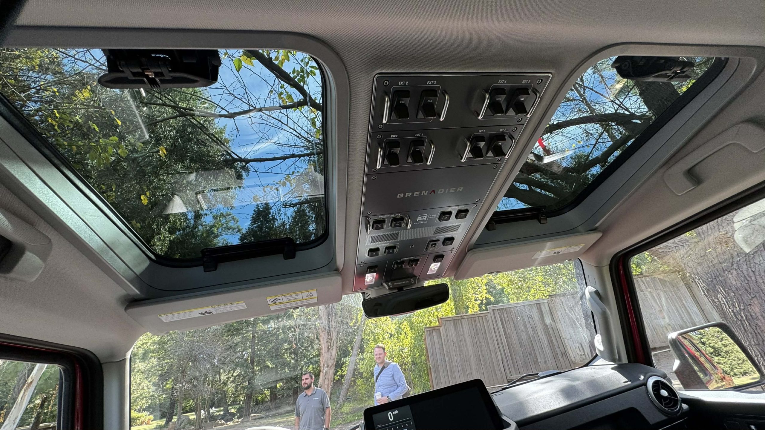 Grenadier Sunroof