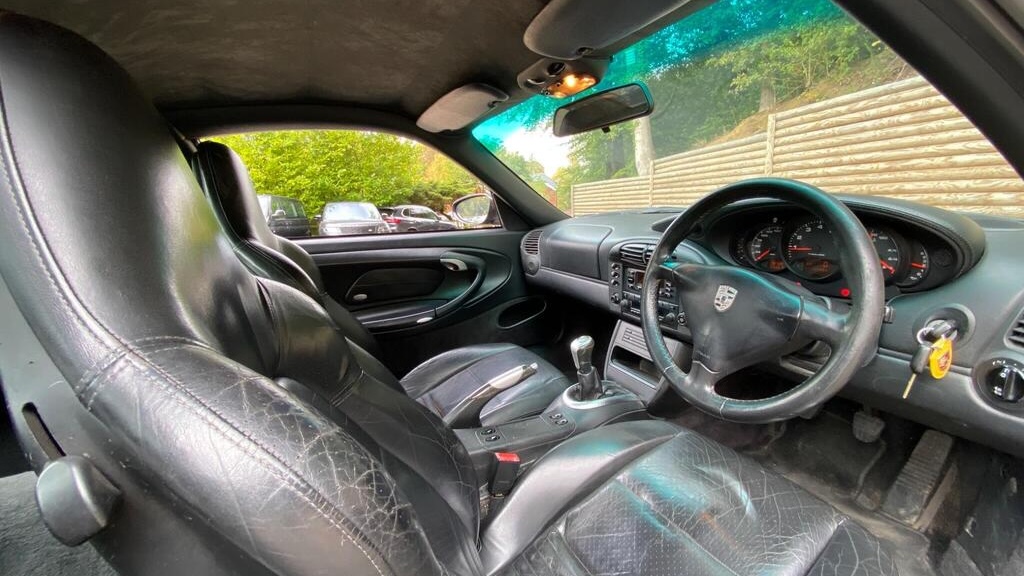High Mileage 996 Porsche 911 Interior