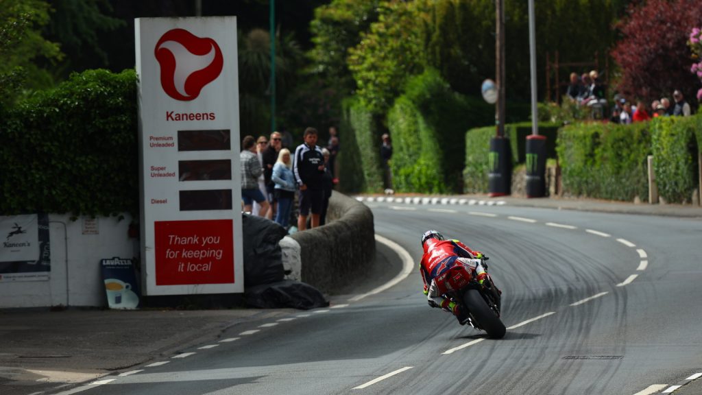 Isle Of Man Tt Race Faster Within Temptation Here's Why The Isle Of Man TT Is Still The Most Bonkers Road Race On