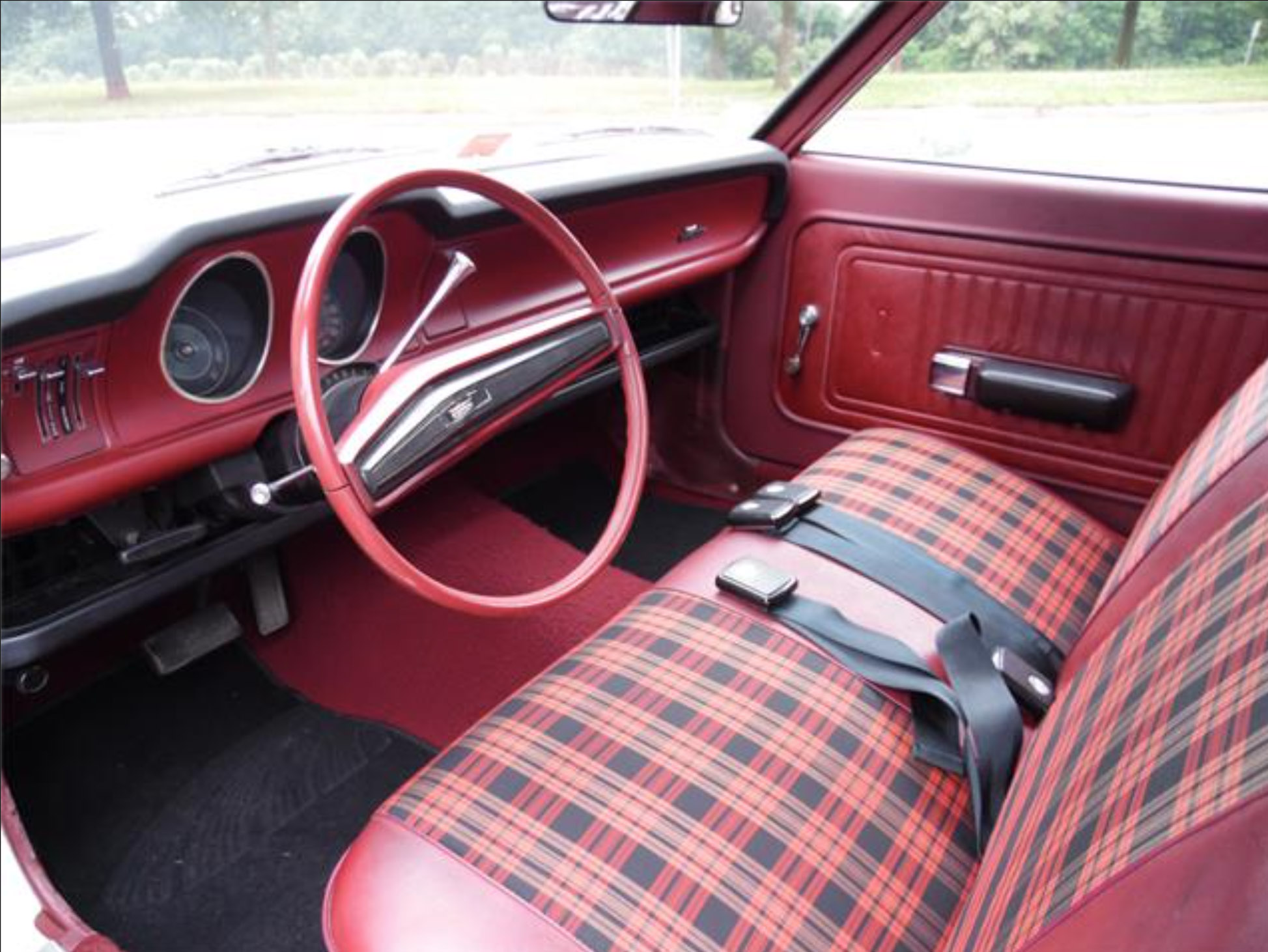 Maverick Interior 9 1 2