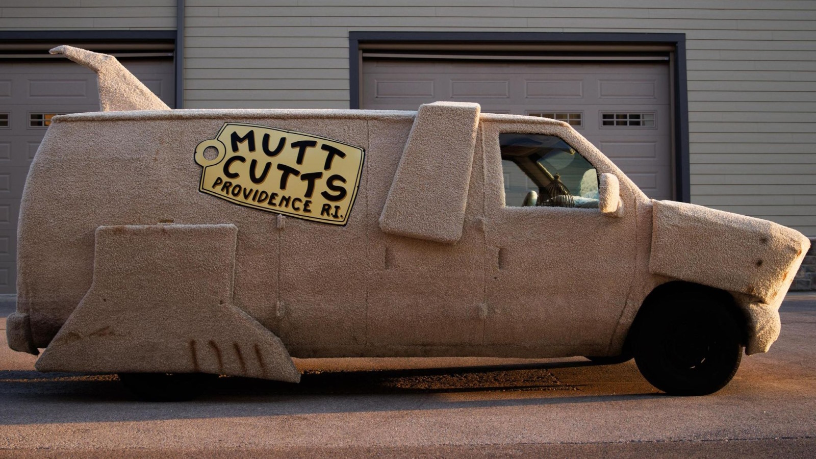 You Could Own This 'Dumb And Dumber' 'Mutt Cutts' Tribute Van - The ...