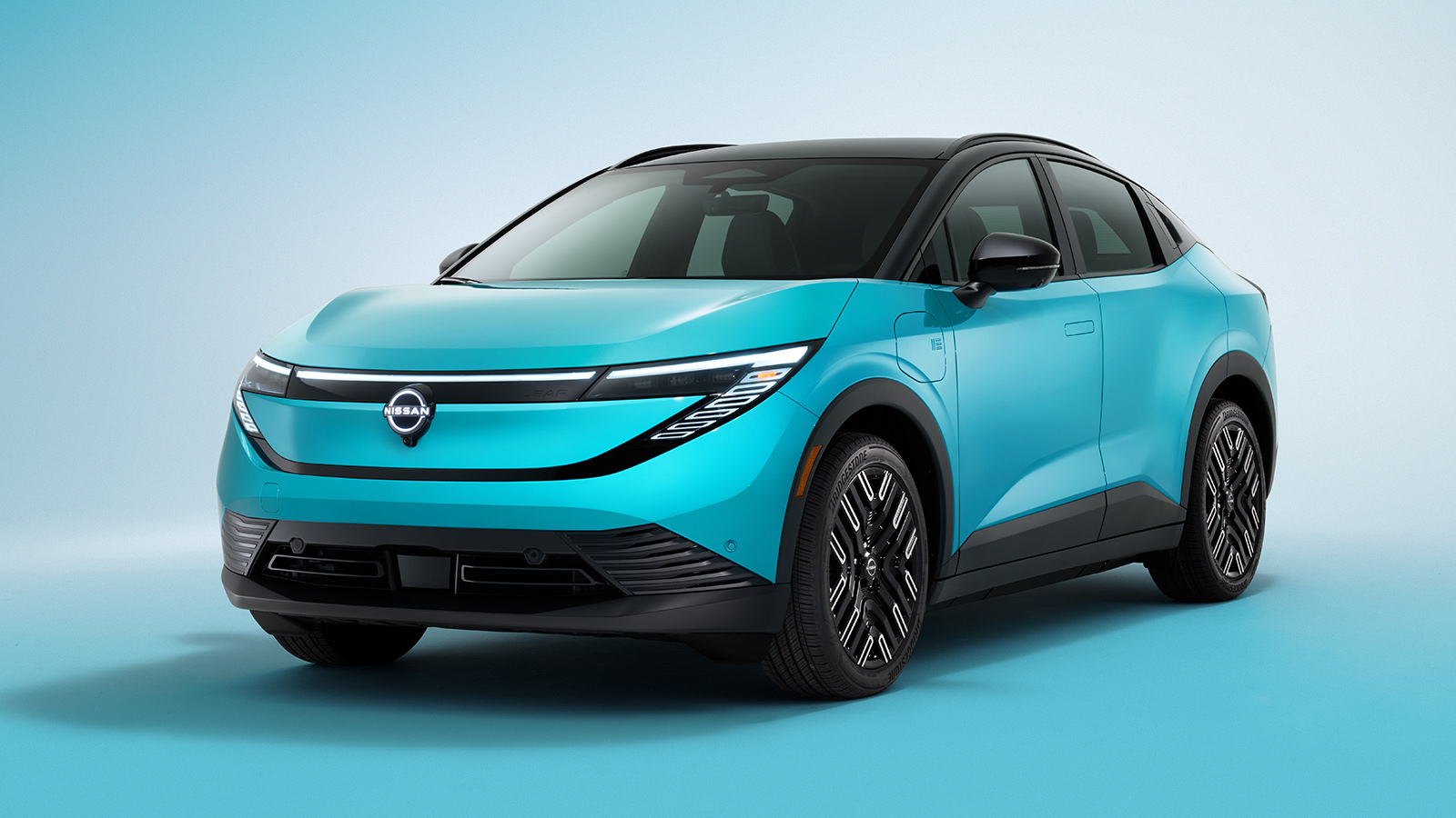 Nissan Leaf Front