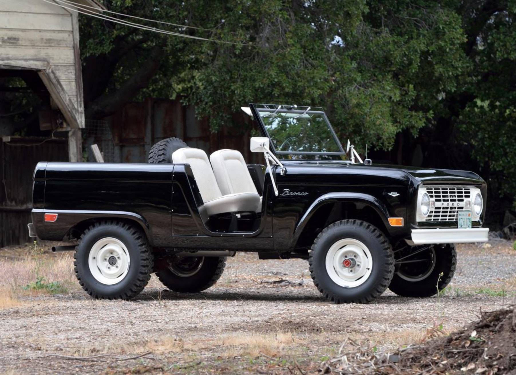 Old Bronco No Doors 11 126