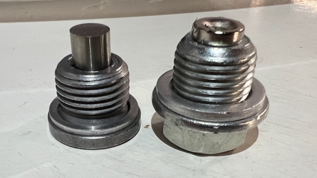 Plug 1
