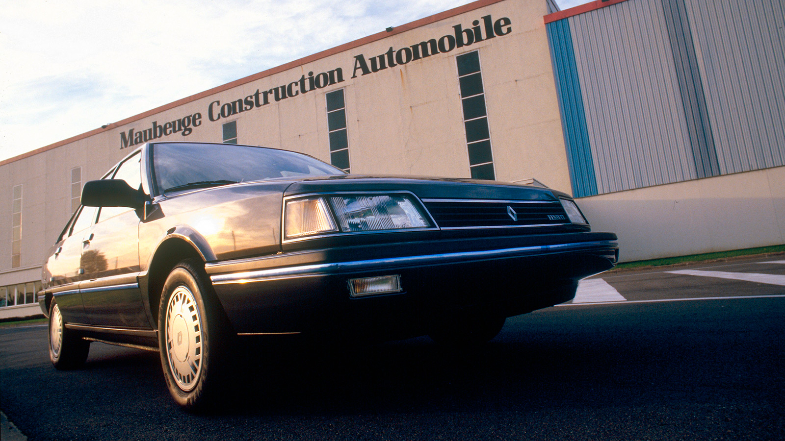 Renault Medallion