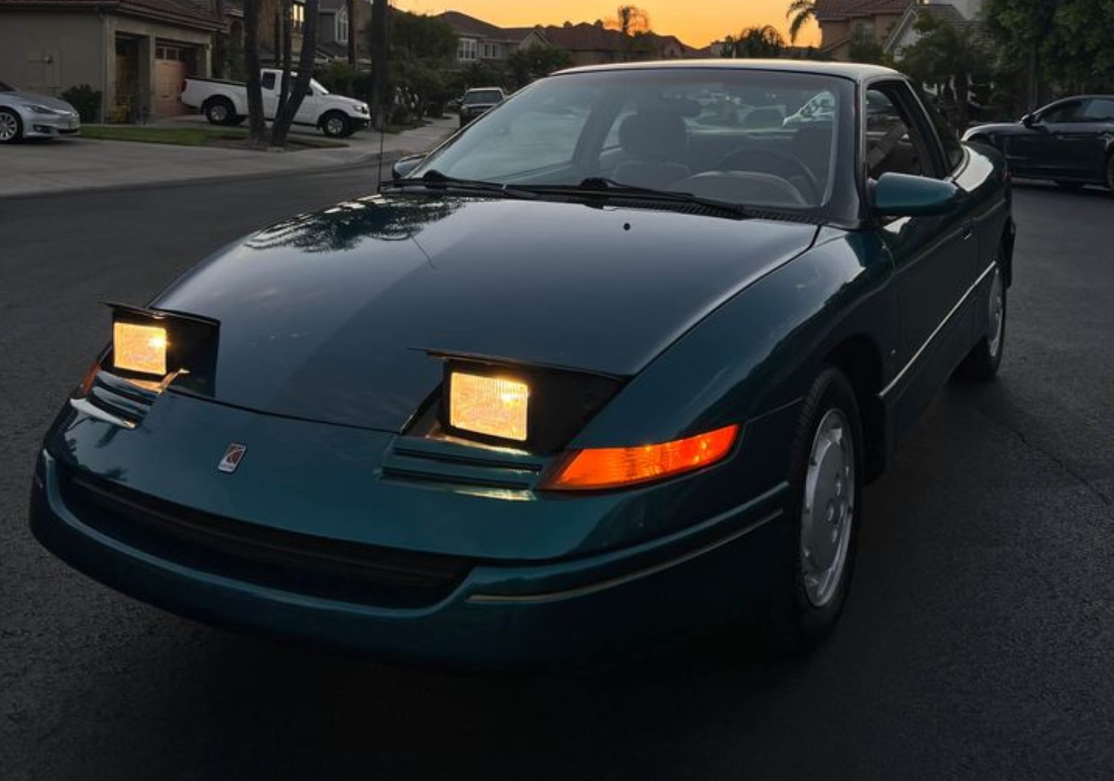 Let This Immaculate Saturn SC2 With Just 634 Miles On The Clock ...