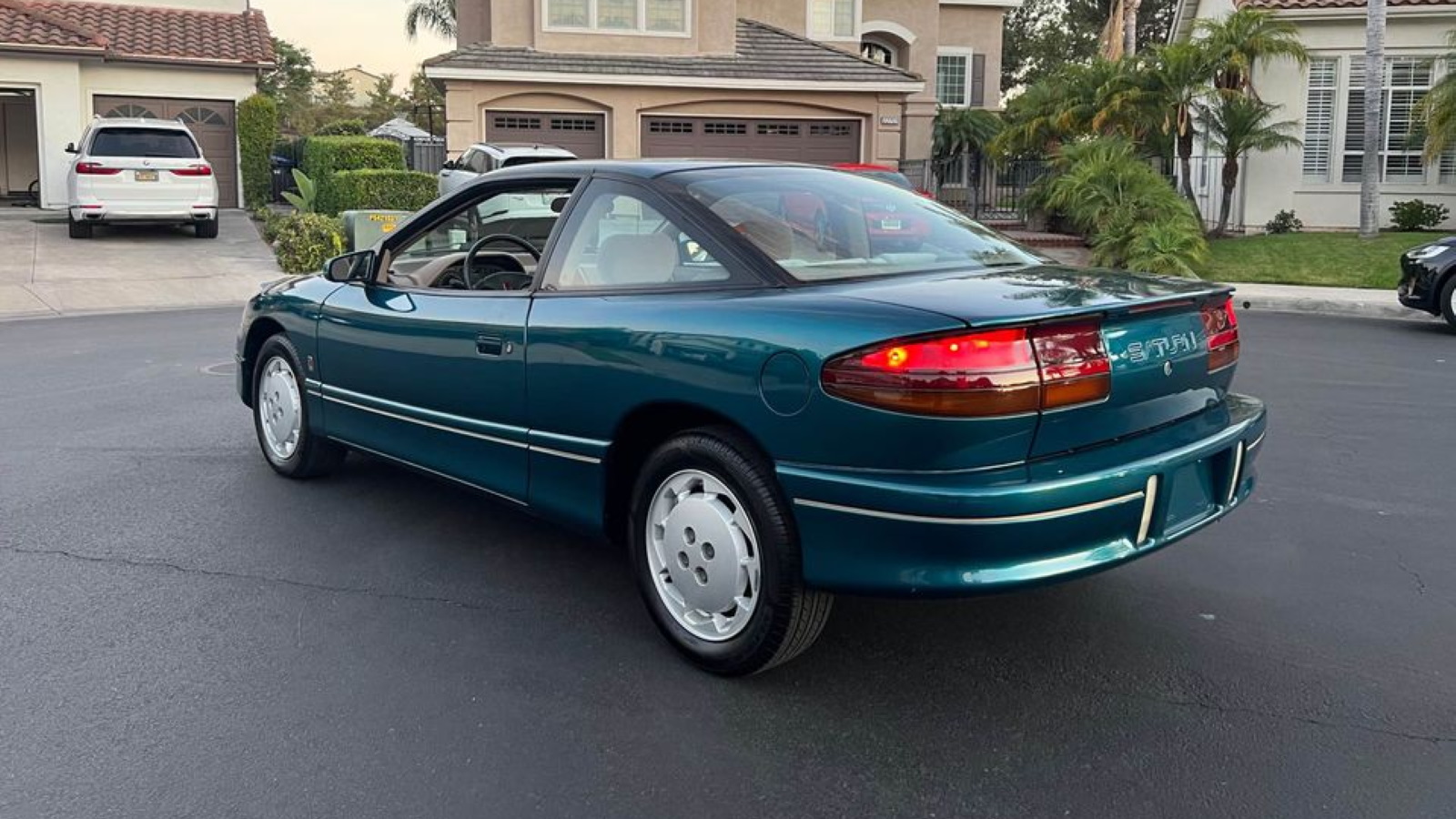 Let This Immaculate Saturn SC2 With Just 634 Miles On The Clock ...