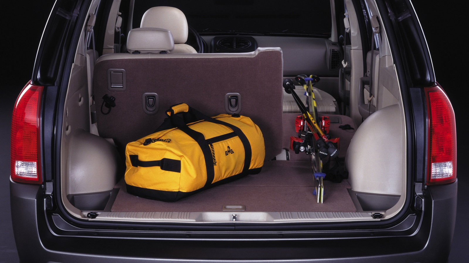 Saturn Vue Cargo Area