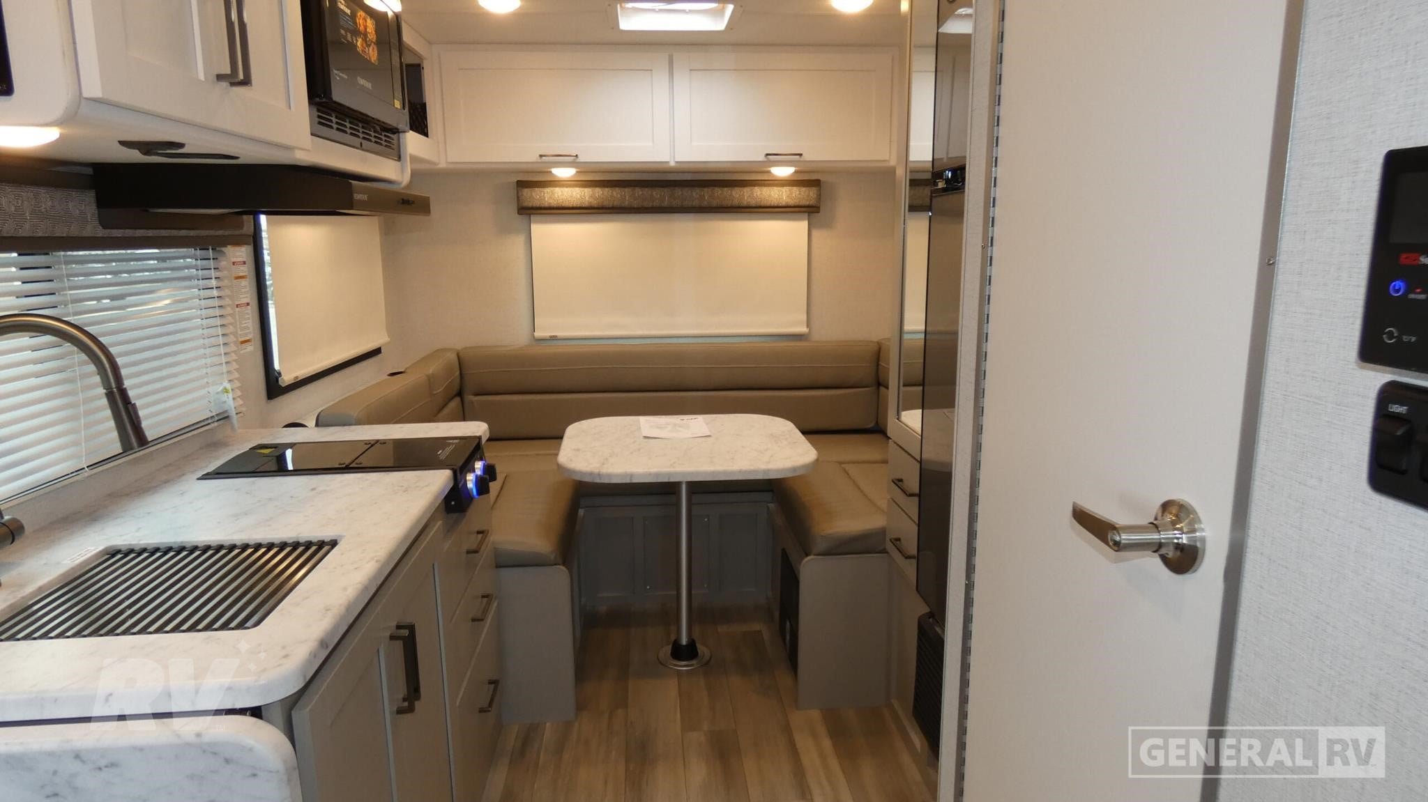 Se19interior