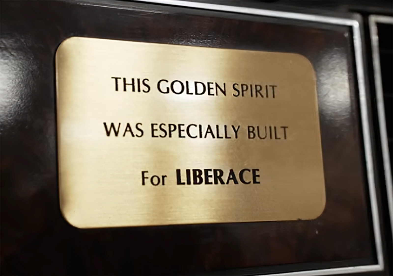 Sisi Lib Plaque