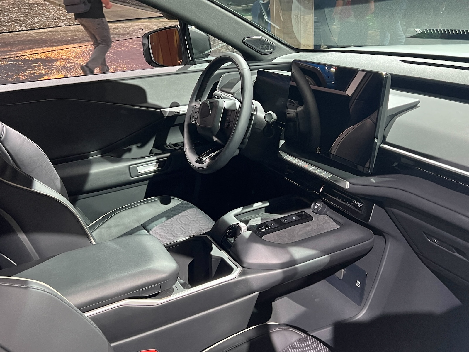Subaru Getaway Interior
