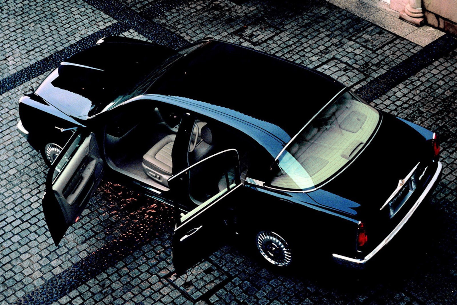 Toyota Origin Overhead