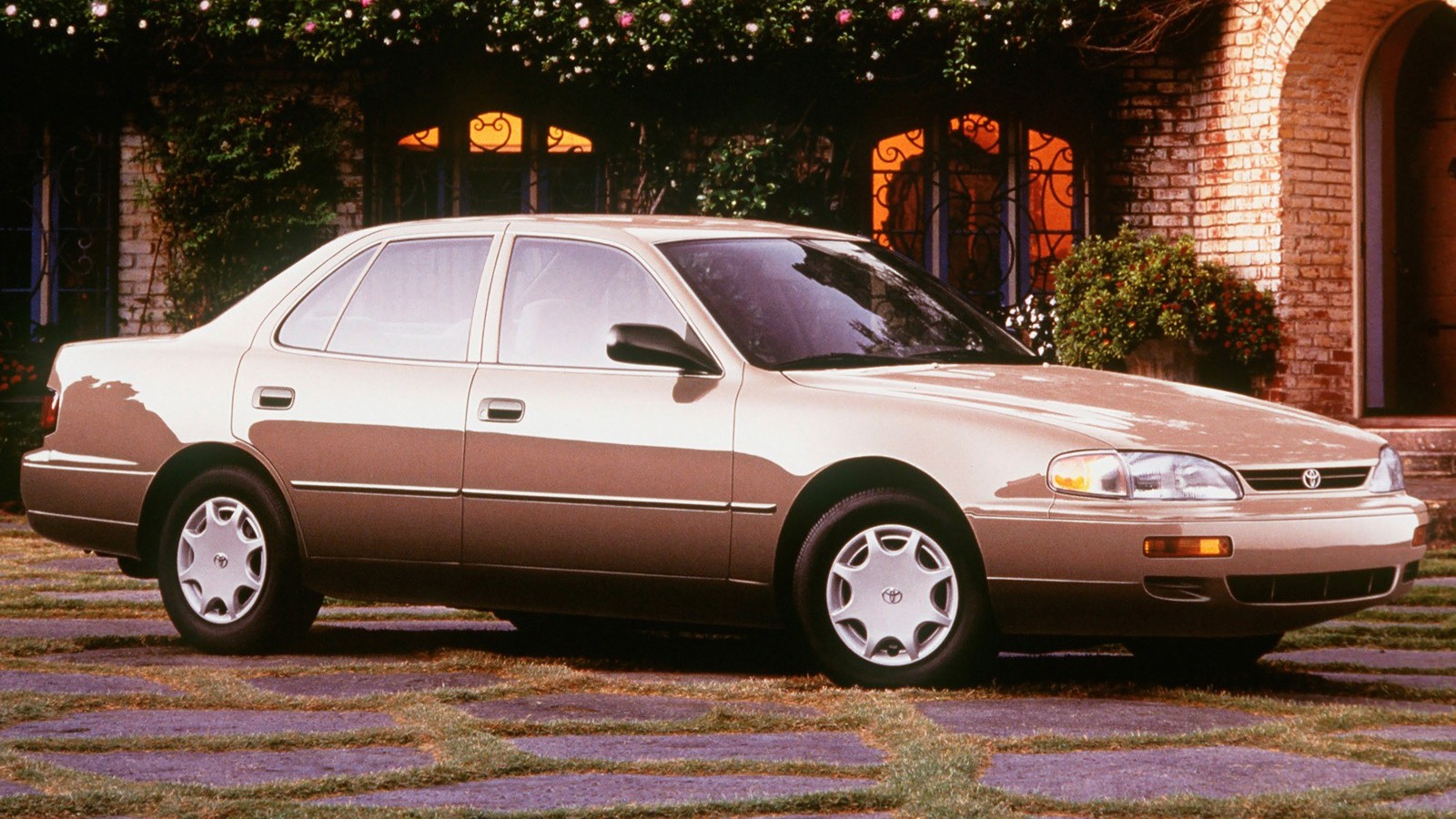 Toyota Camry 1991 Photos 4