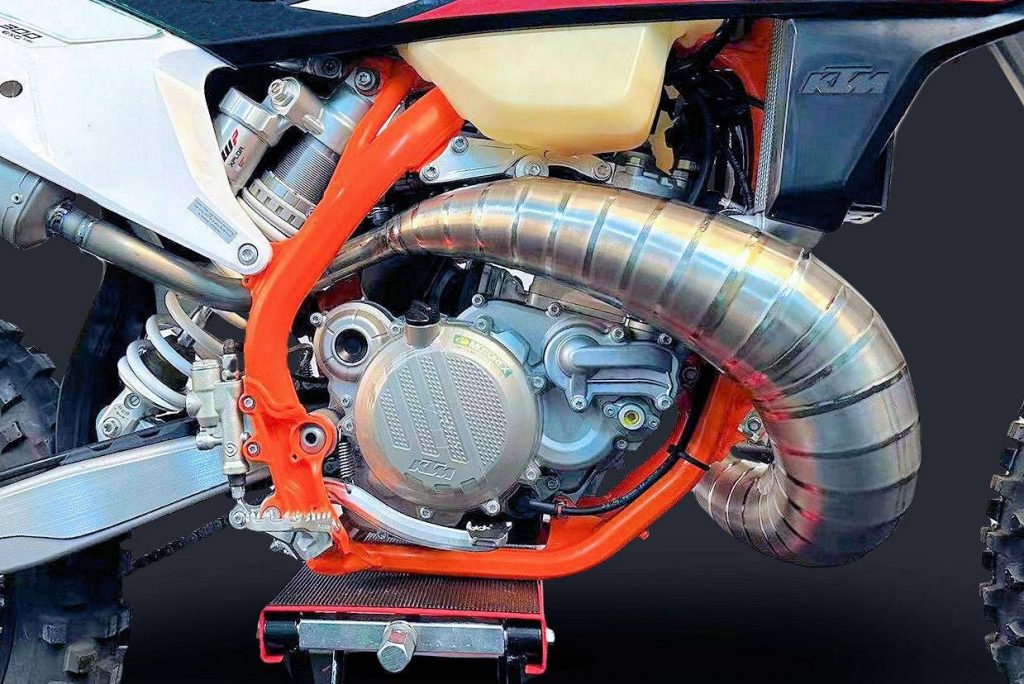 This Wild Supercharged Two-Stroke Prototype Engine Promises To Run On ...