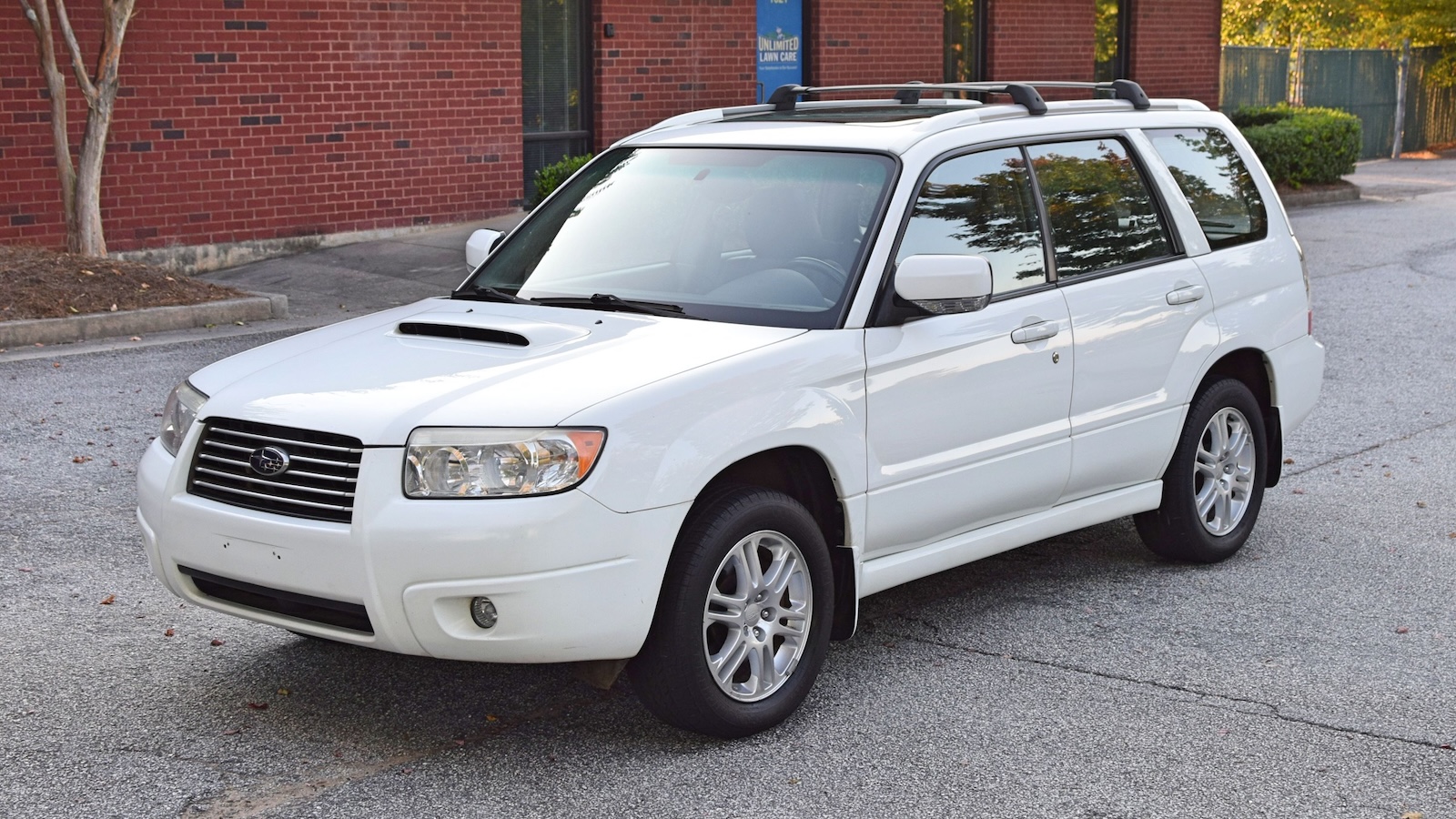 White Xt Autotrader