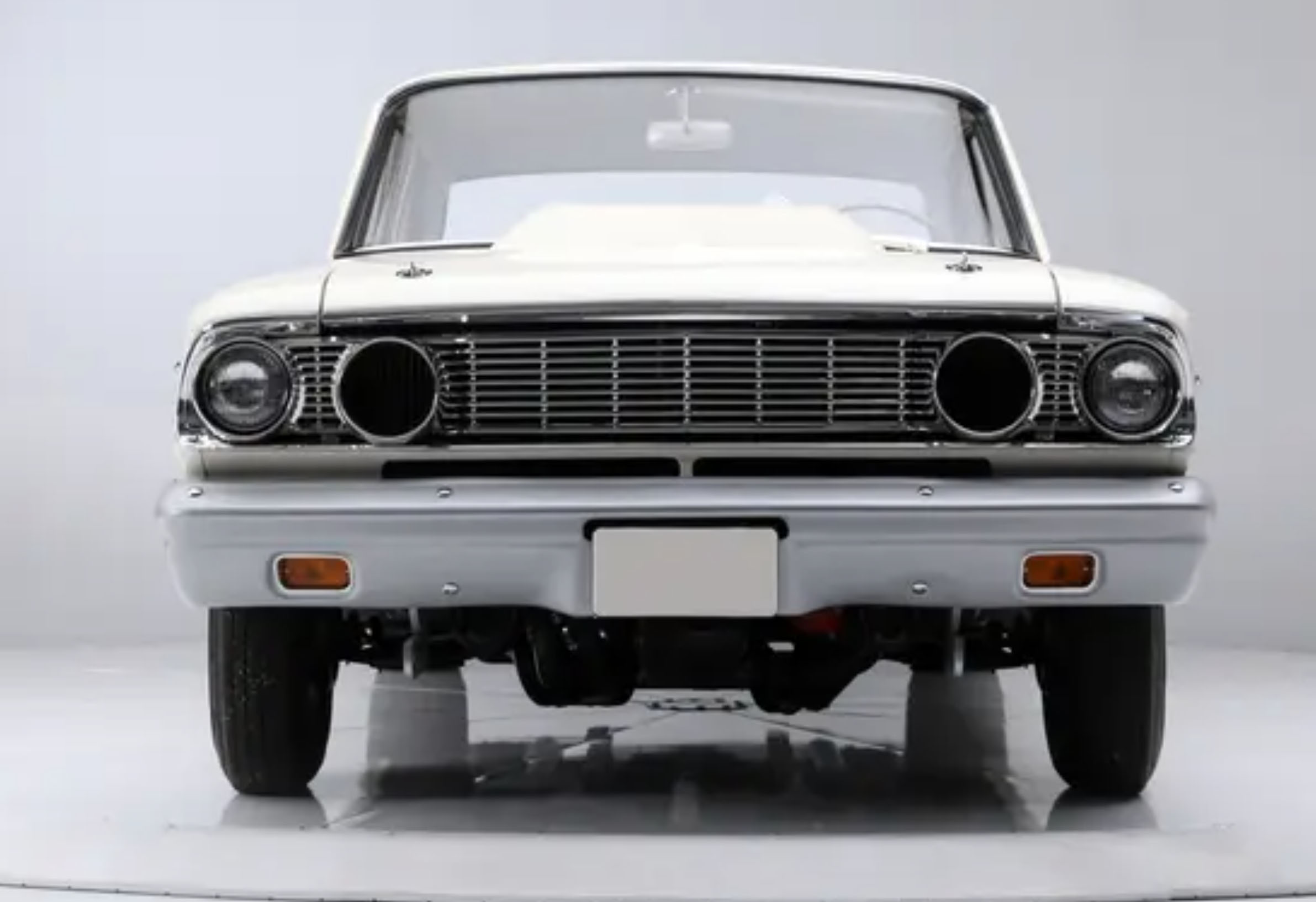 White Thunderbolt Front 4 30