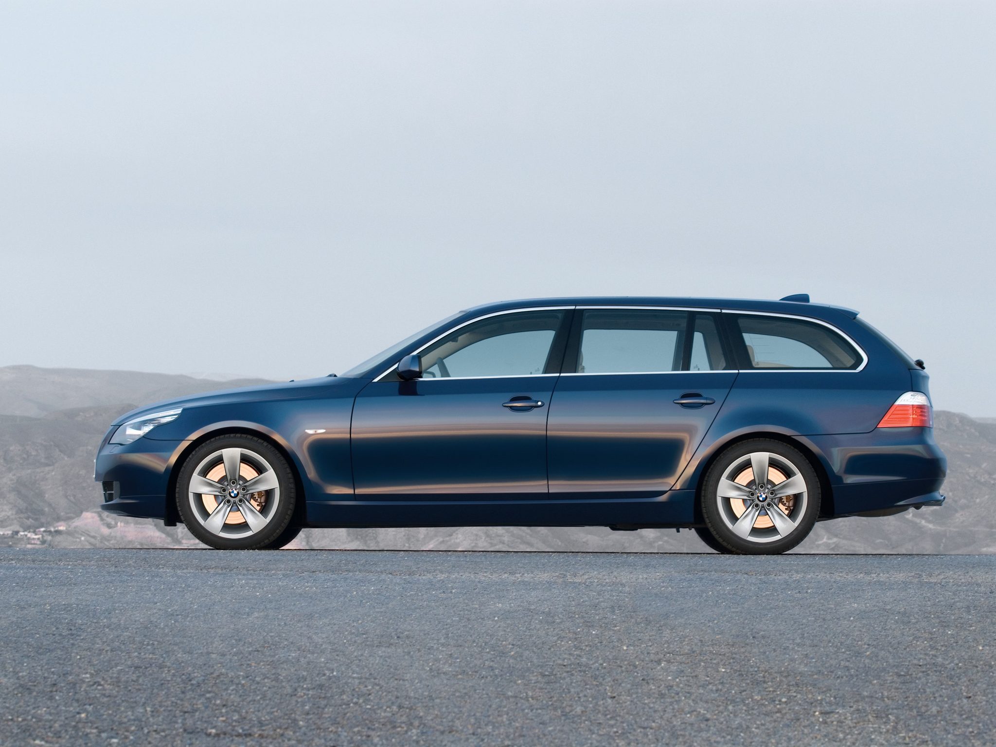 There Was A Time When You Could Buy A Twin-Turbo BMW 5-Series Wagon ...